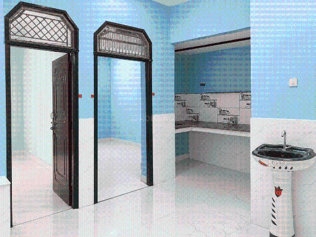 2 BHK Independent Builder Floor in Rohtak Station Diary Mohalla for rent Rohtak. The reference number is 21198198