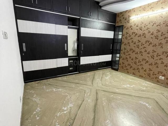 2 BHK Independent Builder Floor in Subhash Nagar for rent New Delhi. The reference number is 19206961