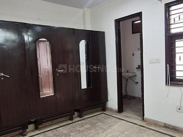 2 BHK Independent Builder Floor in Subhash Nagar for rent New Delhi. The reference number is 20616913