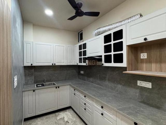 2 BHK Independent Builder Floor in Subhash Nagar for rent New Delhi. The reference number is 21312231