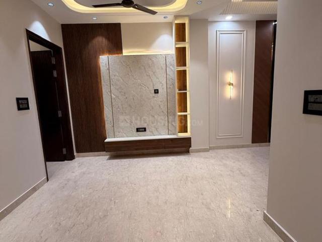 2 BHK Independent Builder Floor in Subhash Nagar for resale New Delhi. The reference number is 19755370