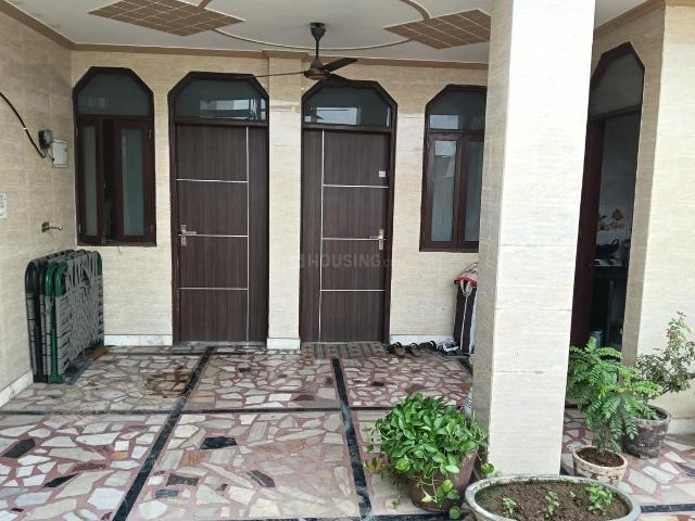 2 BHK Independent Builder Floor in Sudarshan Park for rent New Delhi. The reference number is 20852395