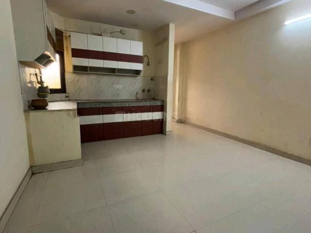 2 BHK Independent Builder Floor in Sultanpur for rent New Delhi. The reference number is 18042388