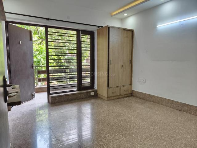 2 BHK Independent Builder Floor in Sushant Lok Phase 1 for rent Gurgaon. The reference number is 21107555