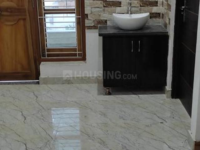 2 BHK Independent Builder Floor in Susuwahi for rent Varanasi. The reference number is 14229562