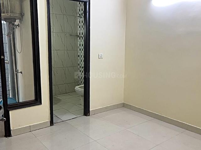 2 BHK Independent Builder Floor in Safdarjung Enclave for rent New Delhi. The reference number is 20132921