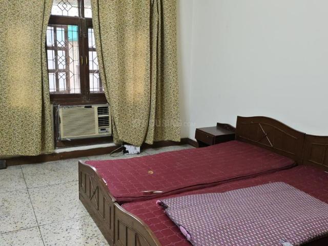 2 BHK Independent Builder Floor in Saket for rent New Delhi. The reference number is 19892959