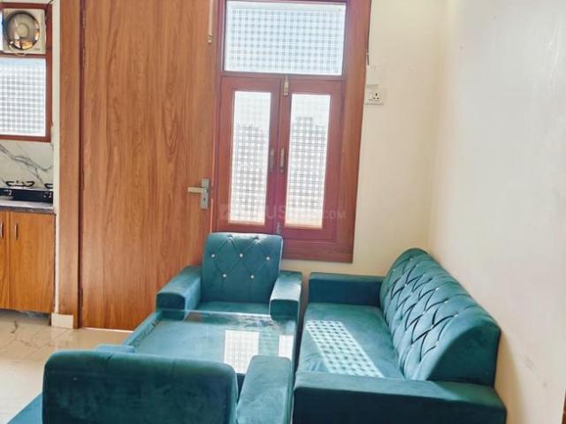 2 BHK Independent Builder Floor in Saket for rent New Delhi. The reference number is 21185743