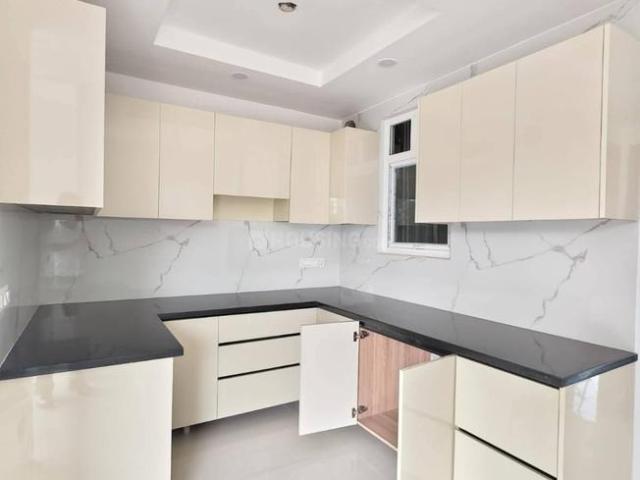 2 BHK Independent Builder Floor in Saket for rent New Delhi. The reference number is 21371235