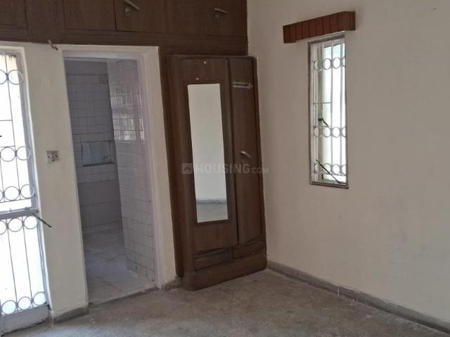 2 BHK Independent Builder Floor in Sarita Vihar for resale New Delhi. The reference number is 19707485