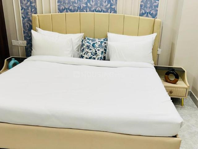2 BHK Independent Builder Floor in Sector 43 for rent Gurgaon. The reference number is 20837459