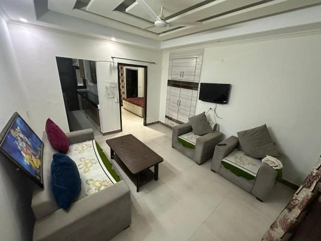2 BHK Independent Builder Floor in Sector 43 for rent Gurgaon. The reference number is 21038006