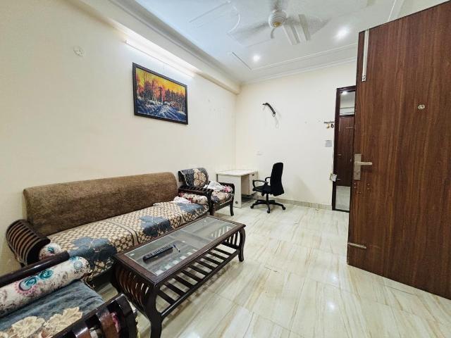 2 BHK Independent Builder Floor in Sector 43 for rent Gurgaon. The reference number is 21148765