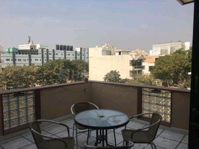 2 BHK Independent Builder Floor in Sector 41 for rent Gurgaon. The reference number is 21327987