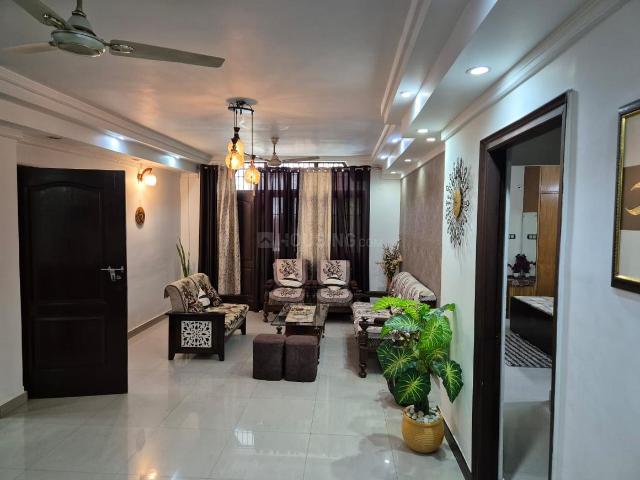 2 BHK Independent Builder Floor in Sector 41 for rent Noida. The reference number is 18560337