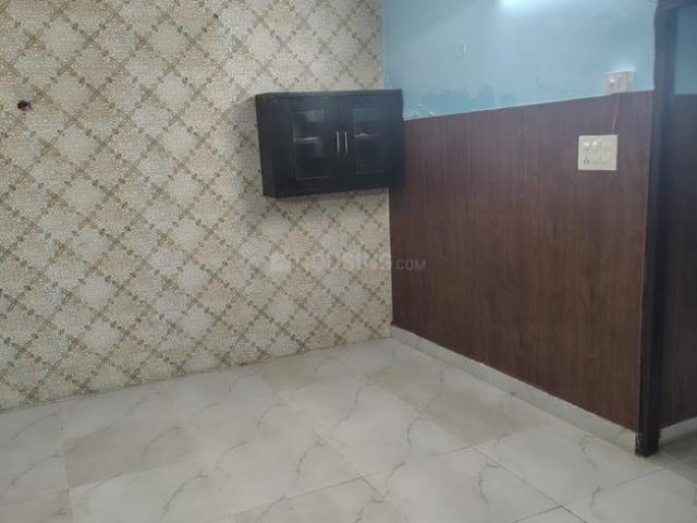 2 BHK Independent Builder Floor in Sector 44 for rent Chandigarh. The reference number is 20476990