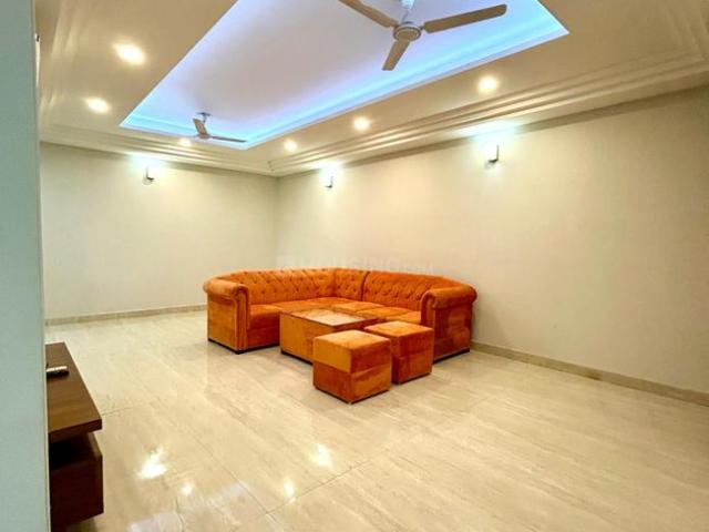 2 BHK Independent Builder Floor in Sector 45 for rent Gurgaon. The reference number is 20704210