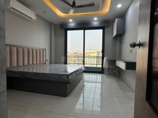 2 BHK Independent Builder Floor in Sector 45 for rent Gurgaon. The reference number is 21327627