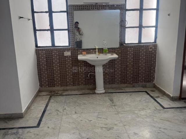 2 BHK Independent Builder Floor in Sector 45 for rent Noida. The reference number is 20765678
