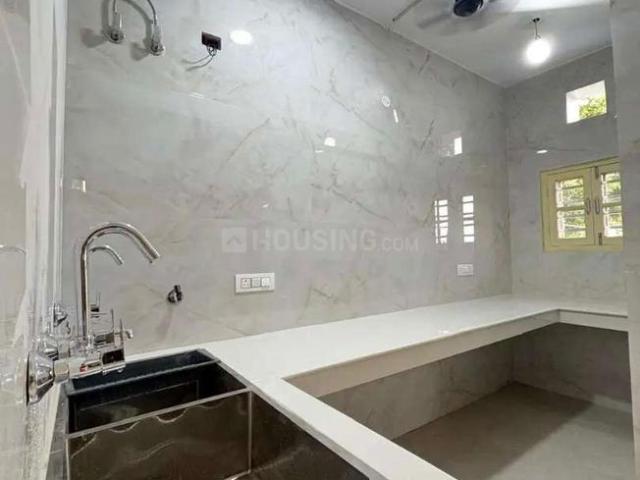 2 BHK Independent Builder Floor in Sector 48 for rent Chandigarh. The reference number is 21087633