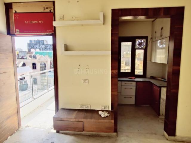 2 BHK Independent Builder Floor in Sector 4 Rohini for rent New Delhi. The reference number is 20047443