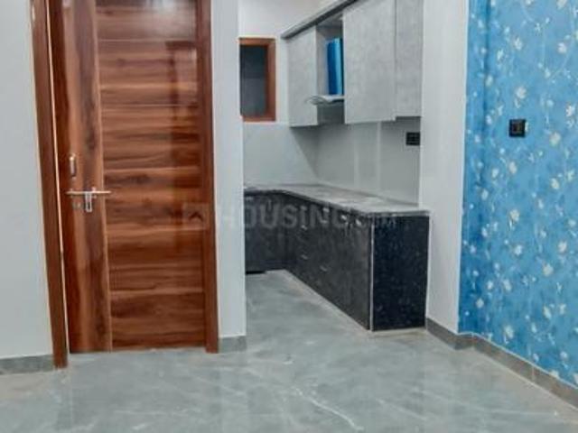 2 BHK Independent Builder Floor in Sector 4 Rohini for resale New Delhi. The reference number is 15593403