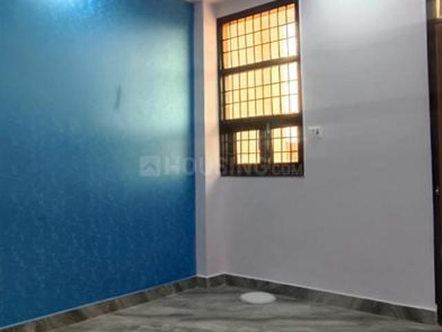 2 BHK Independent Builder Floor in Sector 4 Rohini for resale New Delhi. The reference number is 16714049