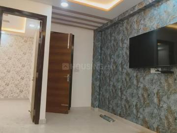 2 BHK Independent Builder Floor in Sector 4 Rohini for resale New Delhi. The reference number is 20547100