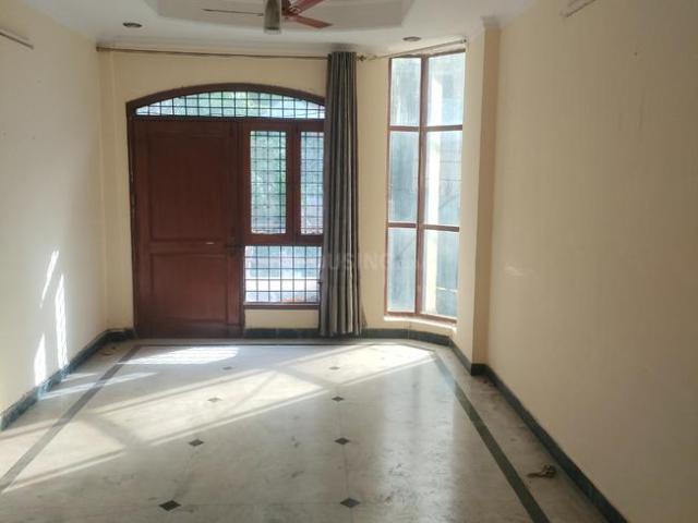 2 BHK Independent Builder Floor in Sector 50 for rent Noida. The reference number is 20305483