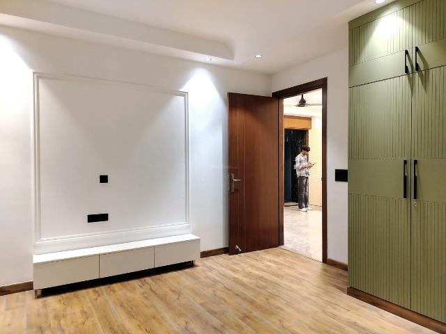 2 BHK Independent Builder Floor in Sector 52 for rent Gurgaon. The reference number is 19263253
