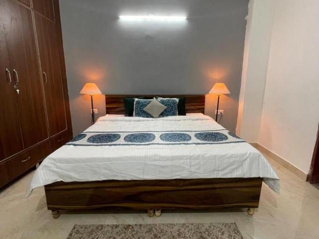 2 BHK Independent Builder Floor in Sector 52 for rent Gurgaon. The reference number is 20189302