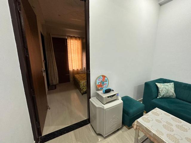 2 BHK Independent Builder Floor in Sector 52 for rent Gurgaon. The reference number is 20588672