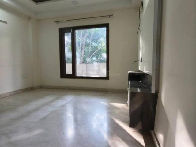 2 BHK Independent Builder Floor in Sector 52 for rent Gurgaon. The reference number is 20635763