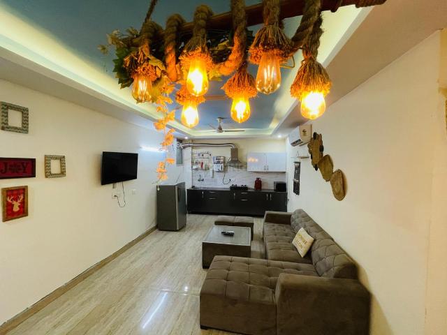 2 BHK Independent Builder Floor in Sector 52 for rent Gurgaon. The reference number is 20647689