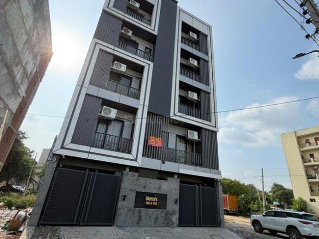 2 BHK Independent Builder Floor in Sector 52 for rent Gurgaon. The reference number is 20821146