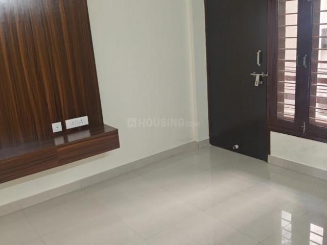 2 BHK Independent Builder Floor in Sector 52 for rent Gurgaon. The reference number is 21015764