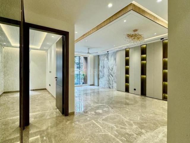 2 BHK Independent Builder Floor in Sector 52 for rent Gurgaon. The reference number is 21032530