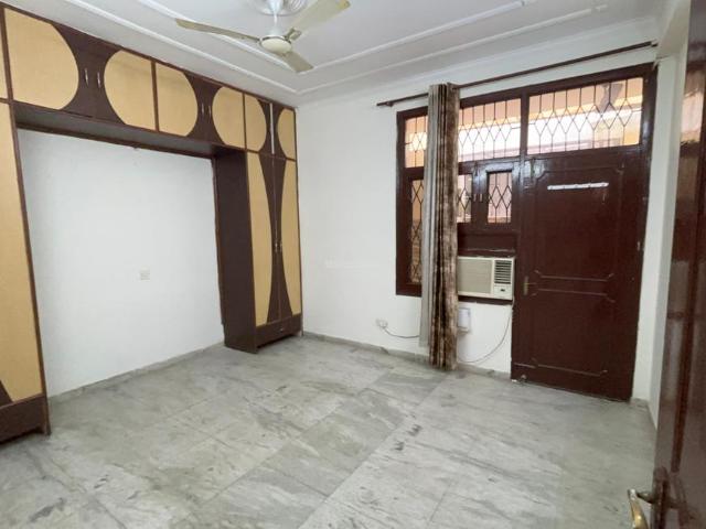 2 BHK Independent Builder Floor in Sector 52 for rent Gurgaon. The reference number is 21125875