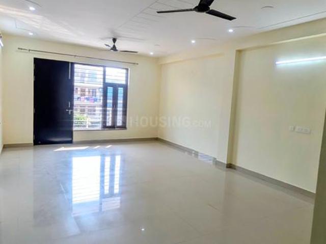 2 BHK Independent Builder Floor in Sector 52 for rent Gurgaon. The reference number is 21135110