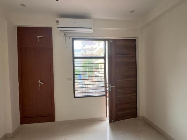 2 BHK Independent Builder Floor in Sector 57 for rent Gurgaon. The reference number is 21059068