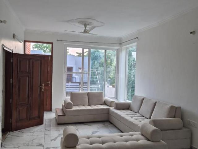 2 BHK Independent Builder Floor in Sector 63 for rent Mohali. The reference number is 21092243