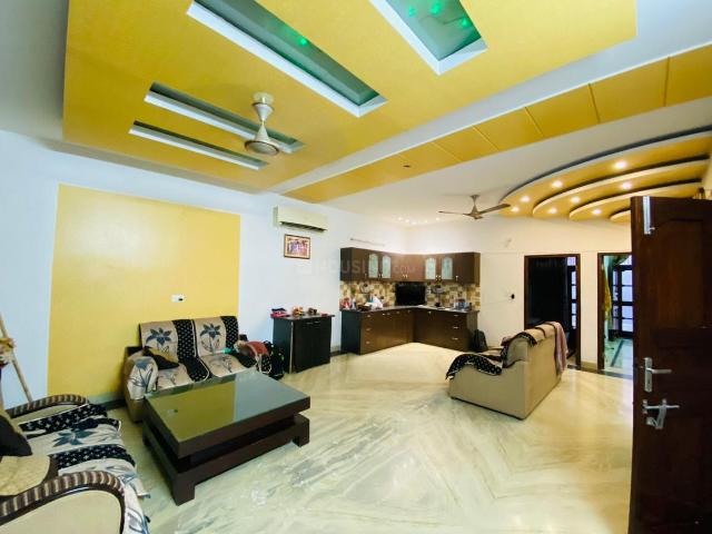 2 BHK Independent Builder Floor in Sector 64 for rent Faridabad. The reference number is 21031975