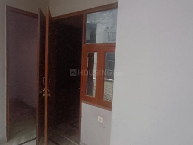 2 BHK Independent Builder Floor in Sector 7 for rent Gurgaon. The reference number is 16411630