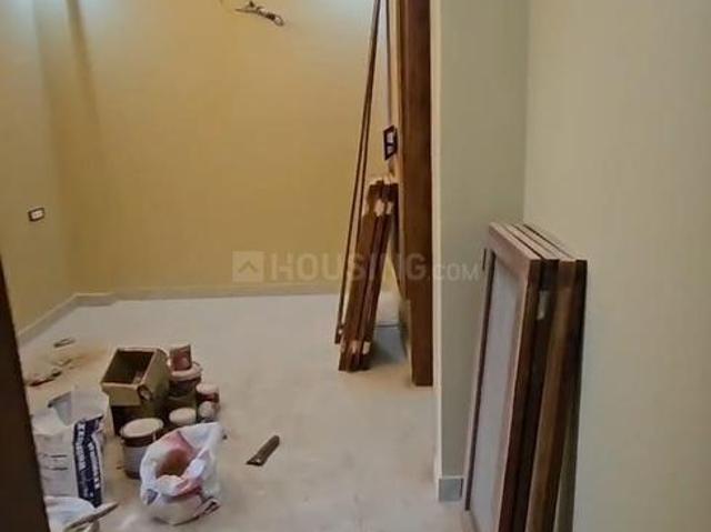 2 BHK Independent Builder Floor in Sector 7 Rohini for rent New Delhi. The reference number is 21010723
