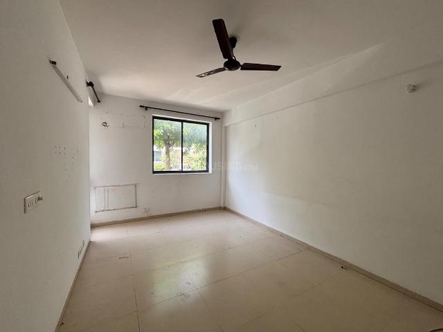 2 BHK Independent Builder Floor in Sector 82 for resale Gurgaon. The reference number is 21242910