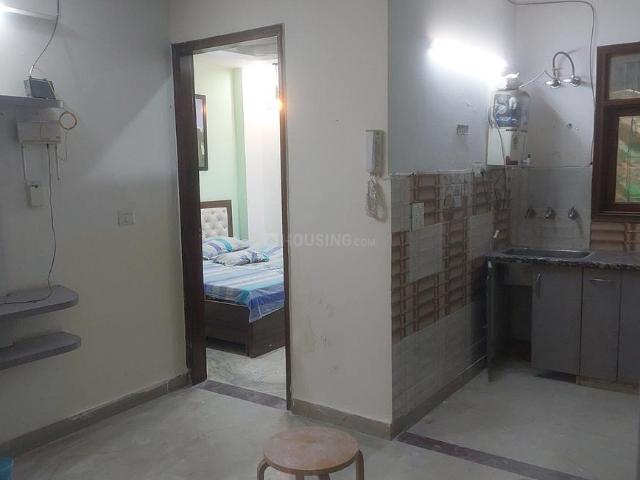 2 BHK Independent Builder Floor in Sector 8 Dwarka for rent New Delhi. The reference number is 16882256