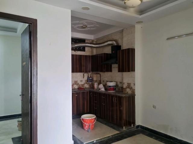 2 BHK Independent Builder Floor in Sector 8 Dwarka for rent New Delhi. The reference number is 17712784