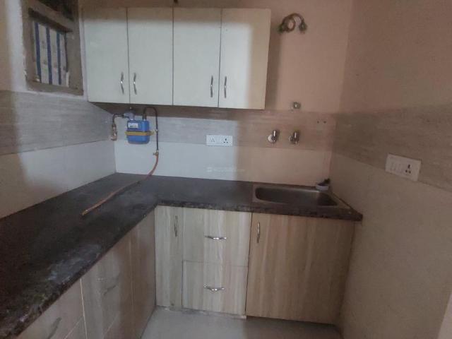 2 BHK Independent Builder Floor in Sector 8 Dwarka for rent New Delhi. The reference number is 20472314