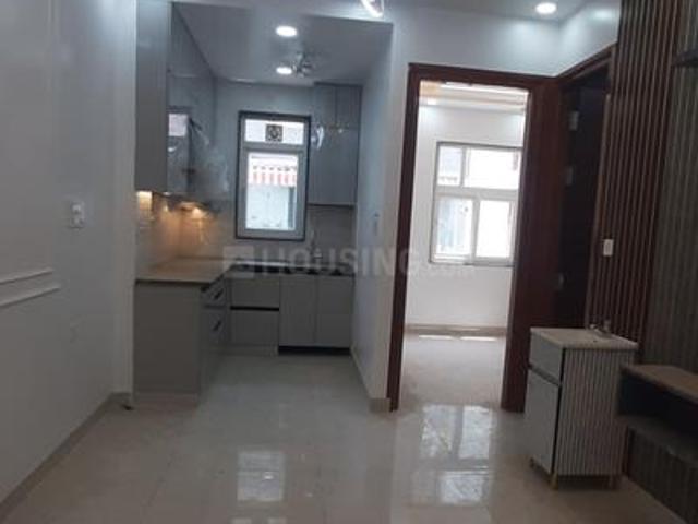 2 BHK Independent Builder Floor in Sector 8 Dwarka for resale New Delhi. The reference number is 20064003