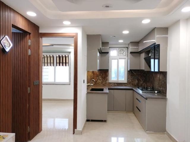 2 BHK Independent Builder Floor in Sector 8 Dwarka for resale New Delhi. The reference number is 21120515